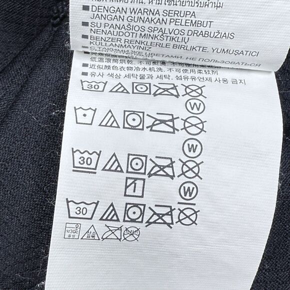 Under Armor Polo Mens Med Navy Loose Heat Gear Golf Lightweight Stretch - Picture 9 of 10